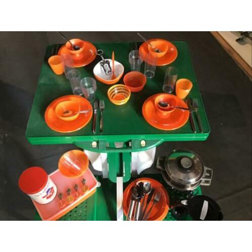 Servies / inventaris voor caravan / camper of tent !!