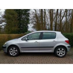 Peugeot 307 1.6-16V XS | APK t/m 02-2021 | Climate