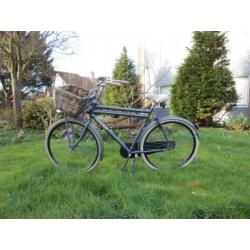 Ter overname: Transportfiets met mand