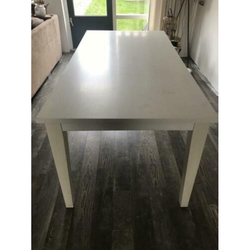 Stevige white wash eettafel voor 6 personen