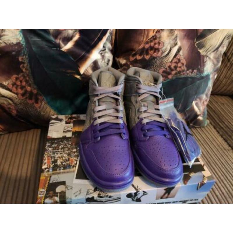 Sheila Rashid x Air Jordan 1 mid Unite maat 36.5