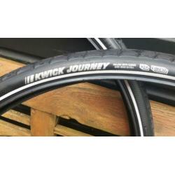 Te koop twee splinternieuwe fietsbanden