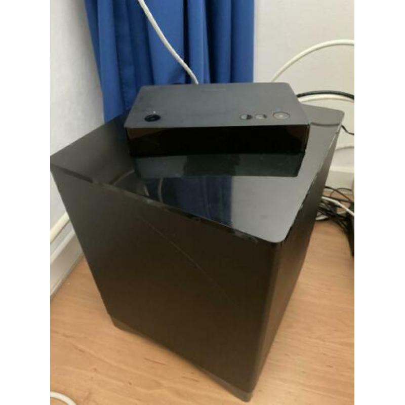 Onkyo Subwoofer + 2 boxen