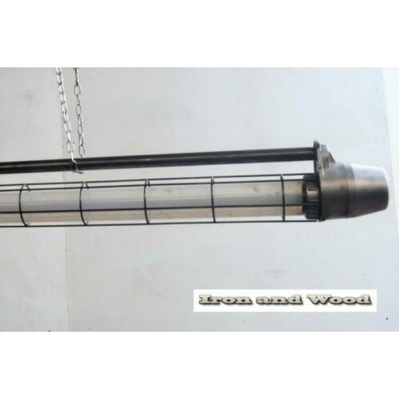 Industriele oude gepolijste TL lamp met matte tube 165 cm