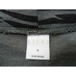 SUPERSALE !! VERO MODA maat M, tricot rok.