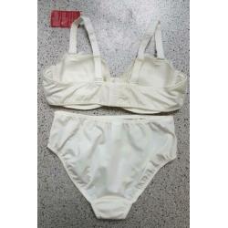 Ulla Dessous- set BH 110B + Slip 46 - NIEUW + label