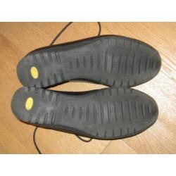 DUREA LEREN SCHOENEN maat H5=38