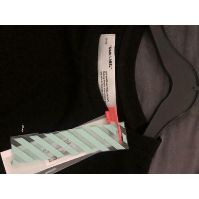 Off white t shirt maat M