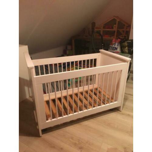 Babybedje 60x120 (Verrijdbaar)