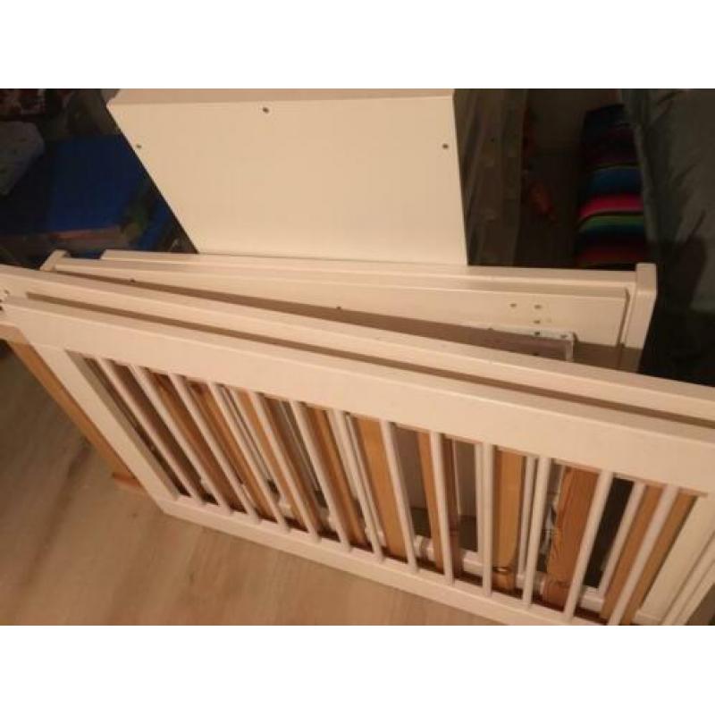 Babybedje 60x120 (Verrijdbaar)