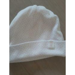Mooie overslag rompers maat 50/56 incl 2 newborn mutsjes