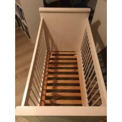 Babybedje 60x120 (Verrijdbaar)