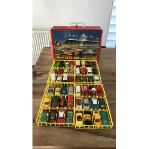 Majorette 48 modellen in koffer, 37,5 euro incl verzenden