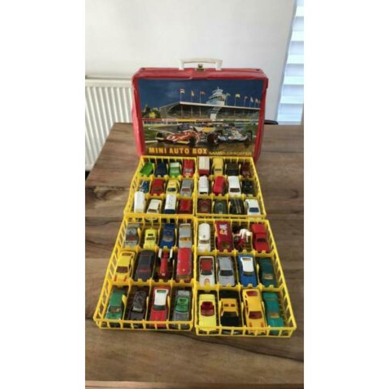 Majorette 48 modellen in koffer, 37,5 euro incl verzenden