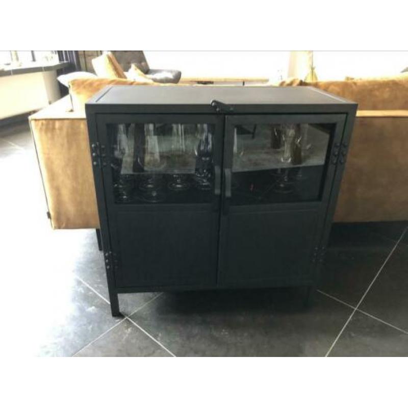 Metalen kastjes nieuw €160 nu €119