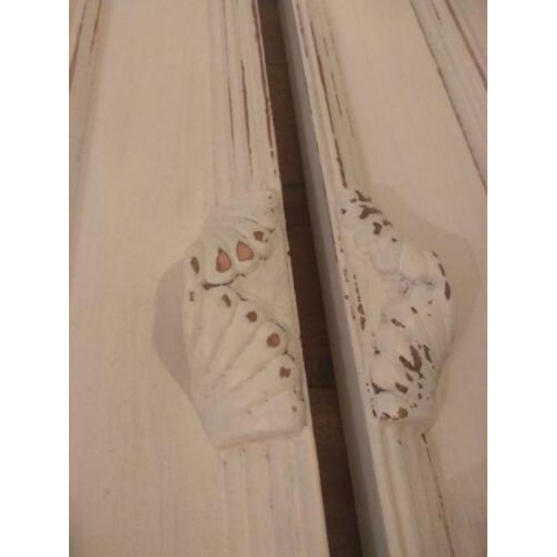 Toffe brocante wit houten luikjes