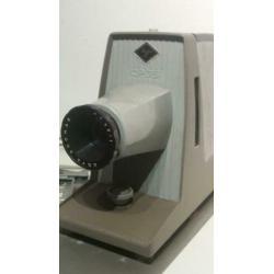 Werkende vintage retro dia projector