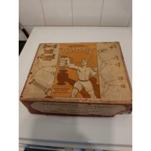 Krachttraining set uit de jaren 20-30