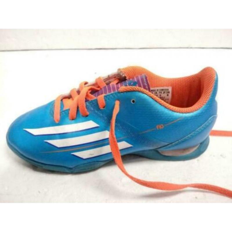 Adidas F10 zaalvoetbal schoenen maat 32