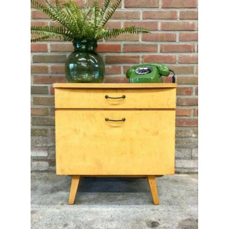 Vintage kastje jaren 60/70 retro design berken nachtkastjes