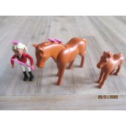 Te koop : Lego Belvilla Horse Stable / nr : 7585.