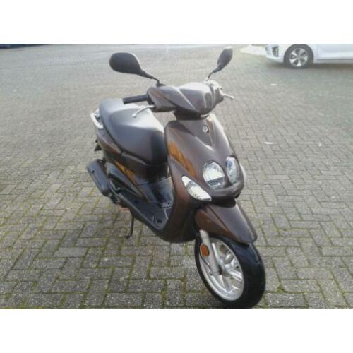 Yamaha Neos snorscooter 2017 mat bruin in zeer goede staat