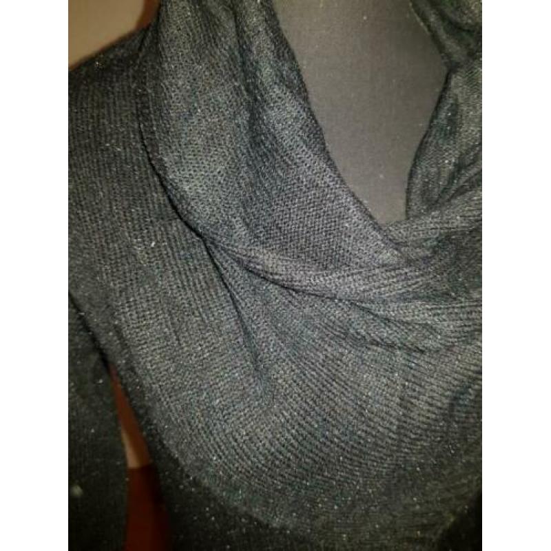 Zwart asymetrisch vest Only maat S met glittertje