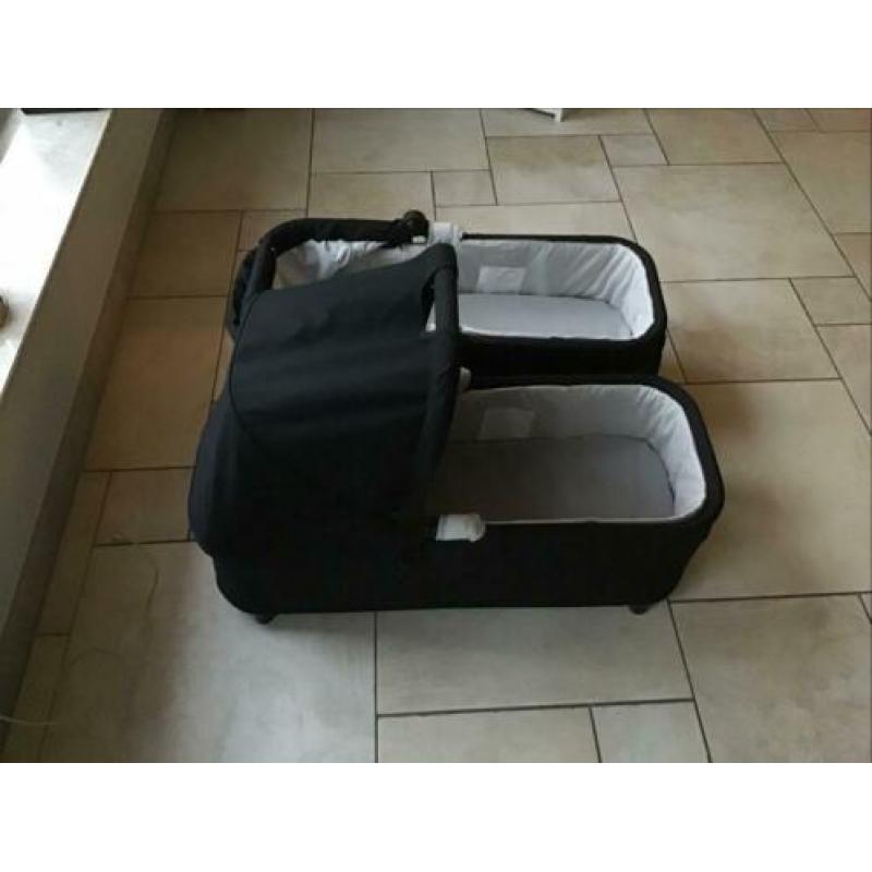 2 reiswiegjes, kinderwagenbakken, merk Easywalker duo