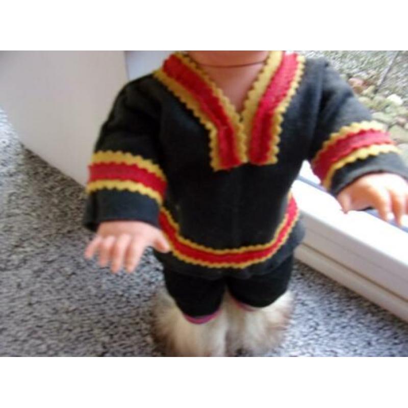Vintage pop jaren 70 jongen 34cm/eskimo kleding+pop