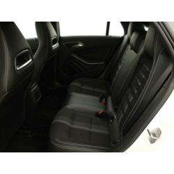 Mercedes-Benz CLA-Klasse Shooting Brake 200 d Urban Automaat