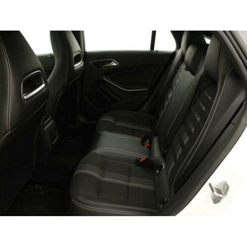 Mercedes-Benz CLA-Klasse Shooting Brake 200 d Urban Automaat