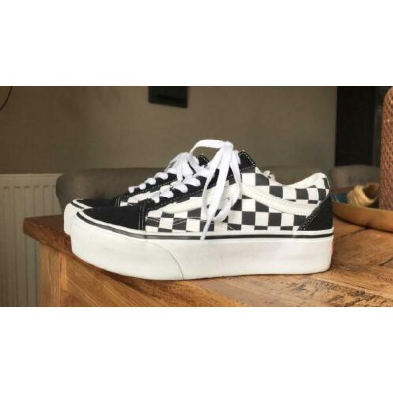 Vans Old Skool Checkerboard Platform maat 37