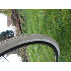 Ter overname: Transportfiets met mand