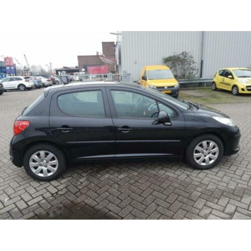 Peugeot 207 1.6 HDI Cool 'n Blue