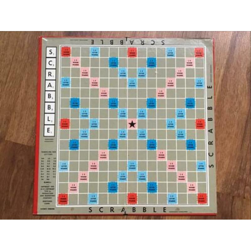 Scrabble Met HOUTEN Letters en Houten plankjes zgan