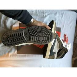 Travis Scott air jordan 1 us10