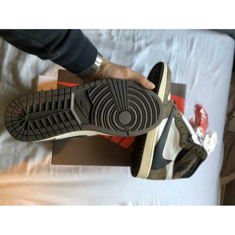 Travis Scott air jordan 1 us10