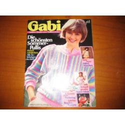 Gabi, Mai 1983: Die schönsten Sommer-Pullis (167)