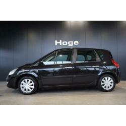 Renault Scénic 1.6-16V Tech Line Navigatie Panoramadak Rijkl