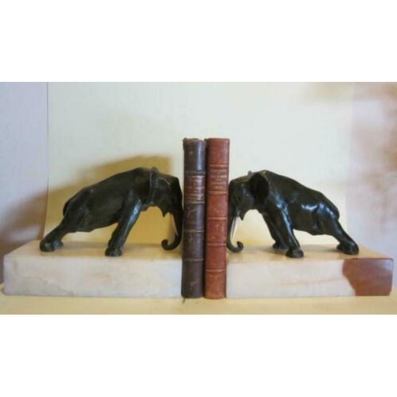 Art deco bronzen boekensteunen olifanten Oscar Waldmann