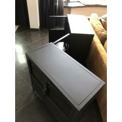Metalen kastjes nieuw €160 nu €119