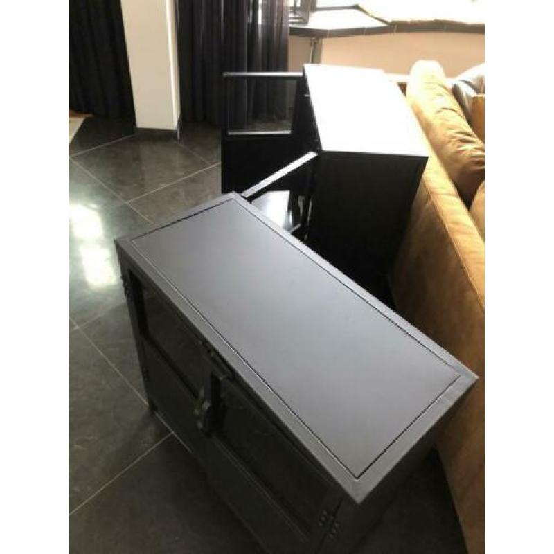 Metalen kastjes nieuw €160 nu €119