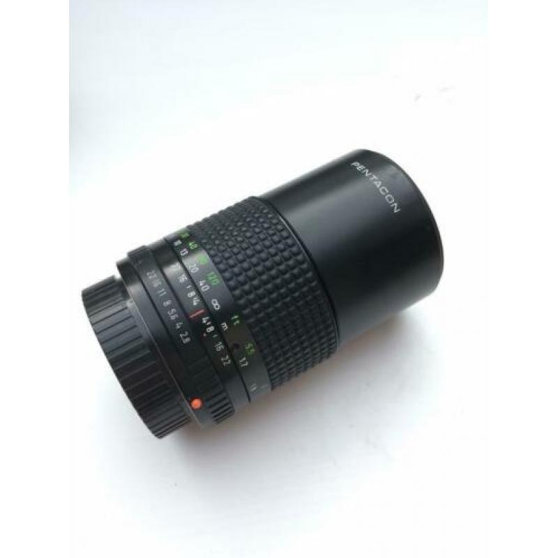 Pentacon 135mm f/2.8 prime