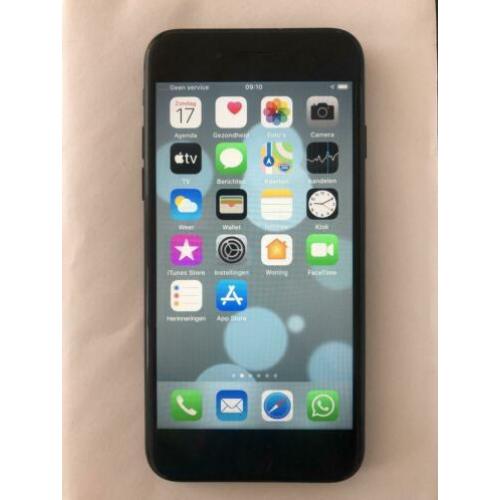 Apple iPhone 7 zwart 32 GB incl nieuwe EarPods en oplader