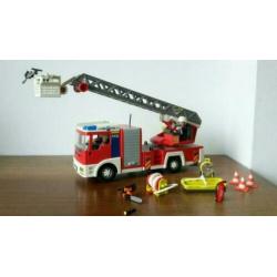 Playmobil grote brandweerwagen 4820
