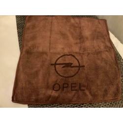 Opel poetsdoek voor de auto
