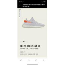 42 Yeezy boost 350 v2 tail light 42