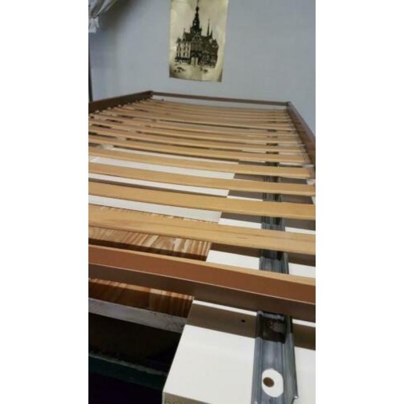 eenpersoonsbed 90 x 200