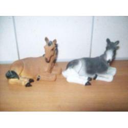 Liggend Paarden beeld