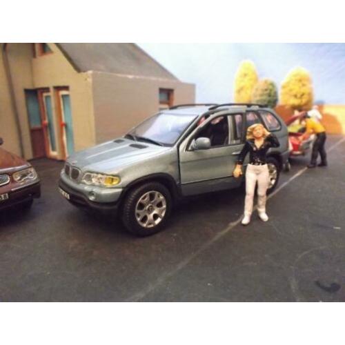1/43 BMW X5 - Cararama metallic-groen